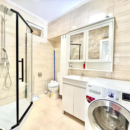 Laila Summer Escape By Gt House